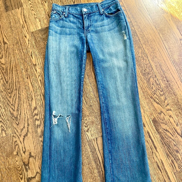 Victoria Beckham for Rock & Republic Jeans with Swarovski Crystal Crown - Picture 2 of 9